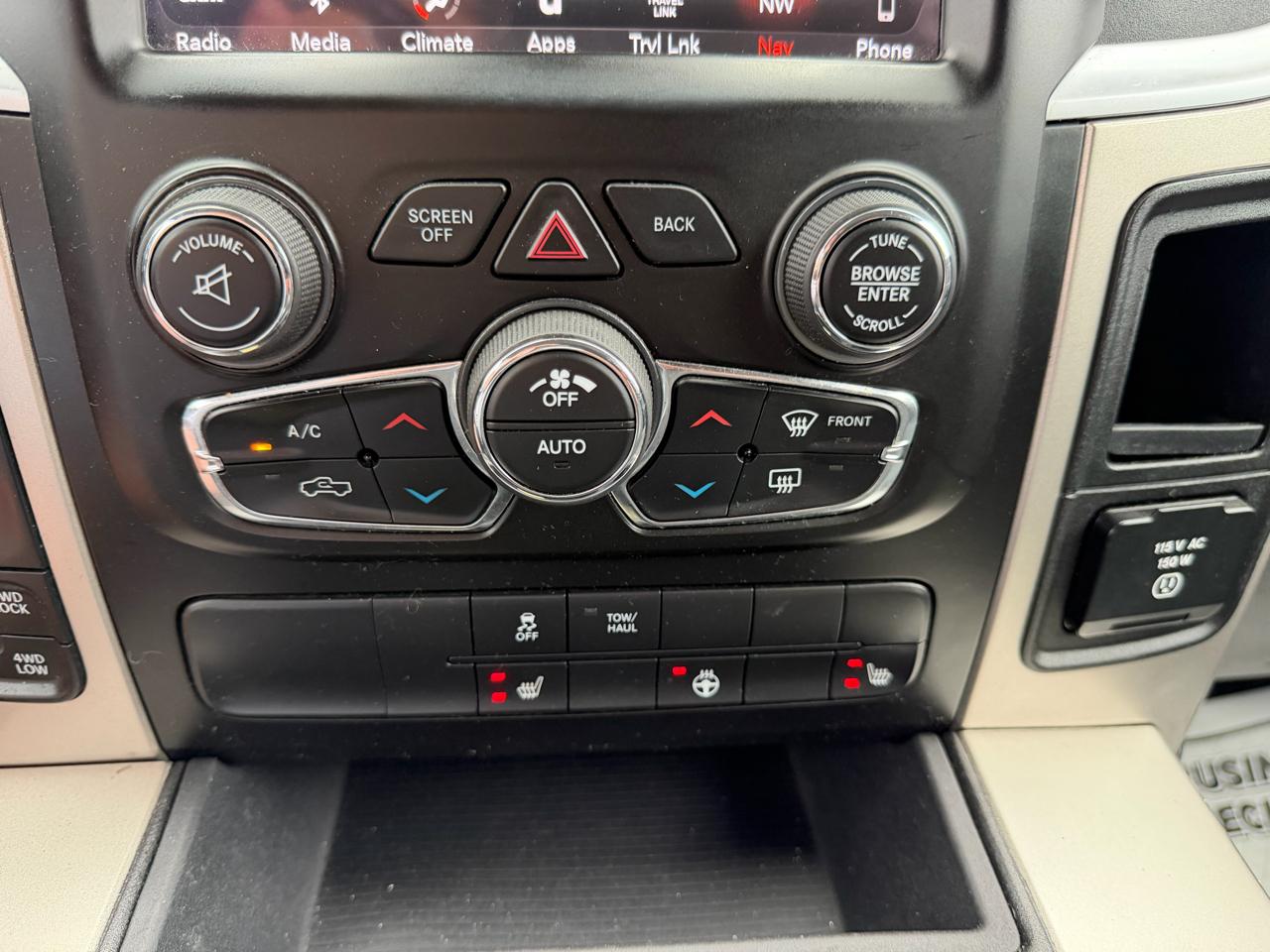 RAM 1500 Harvest 4x4 Crew Cab 5'7" Box *Ltd Avail* 2018