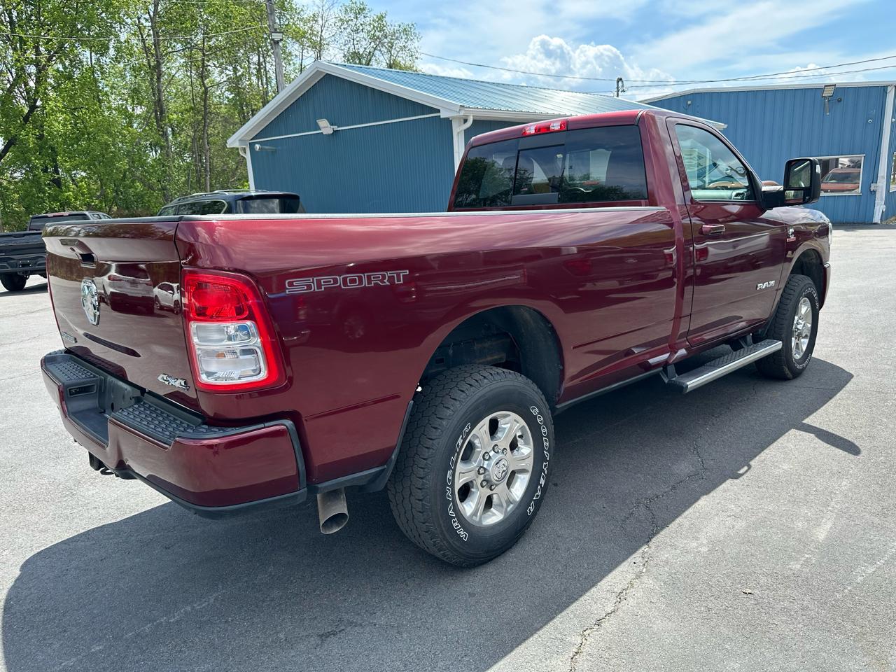 RAM 2500 Big Horn 4x4 Reg Cab 8' Box 2023
