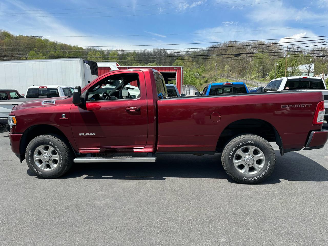 RAM 2500 Big Horn 4x4 Reg Cab 8' Box 2023