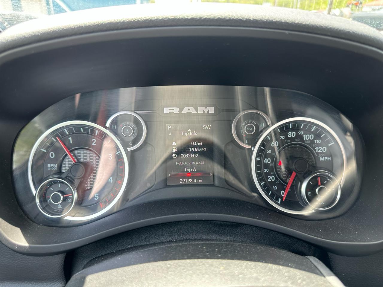 RAM 2500 Big Horn 4x4 Reg Cab 8' Box 2023