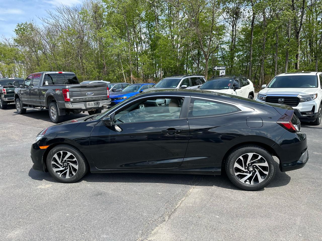 Honda Civic Coupe 2dr CVT LX-P 2016