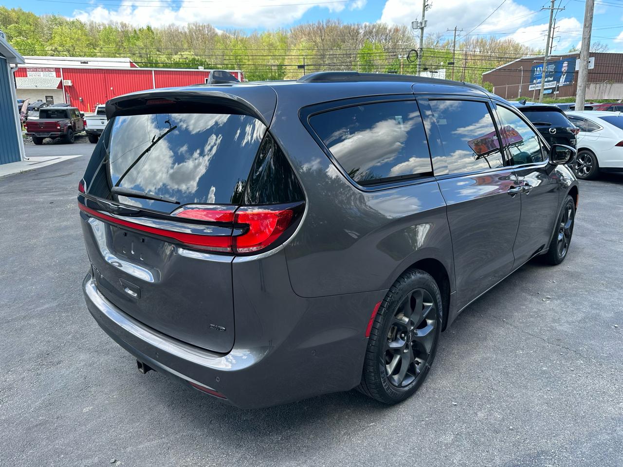 Chrysler Pacifica Touring L AWD 2021
