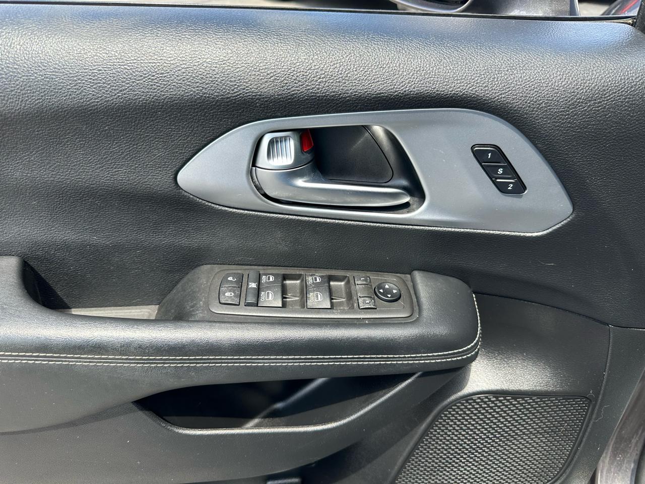Chrysler Pacifica Touring L AWD 2021