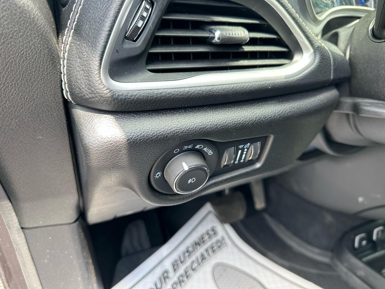 Chrysler Pacifica Touring L AWD 2021