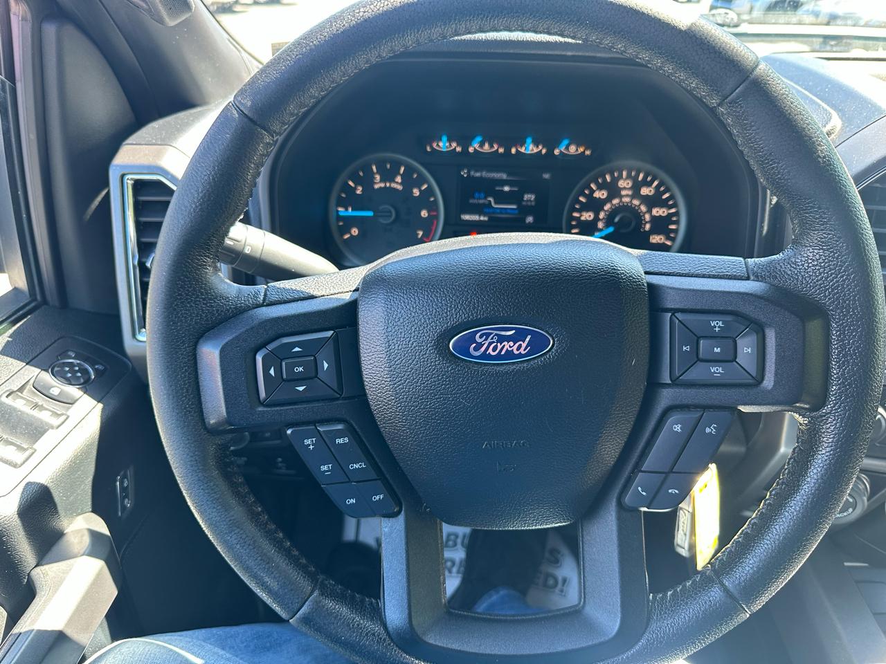 Ford F-150 4WD SuperCrew 145" XLT 2016