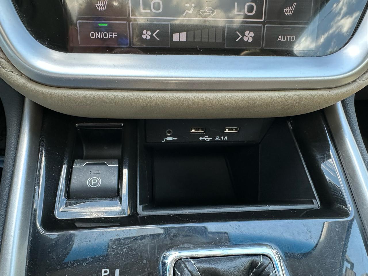 Subaru Outback Limited CVT 2021