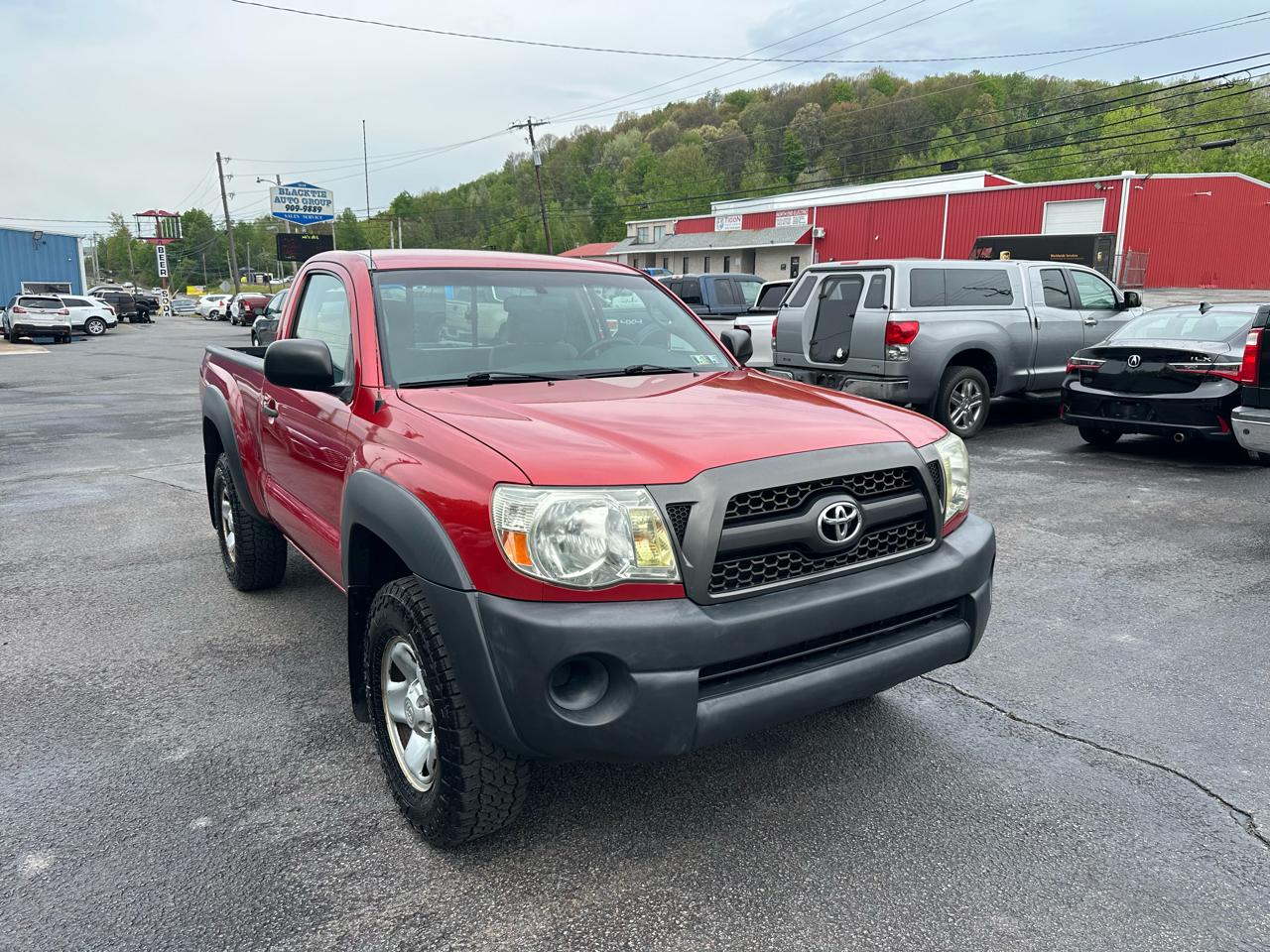 Toyota Tacoma 4WD Reg I4 MT (Natl) 2011