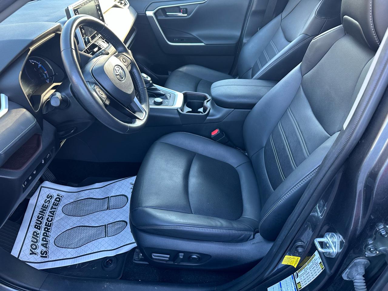 Toyota RAV4 Hybrid Limited AWD (Natl) 2021