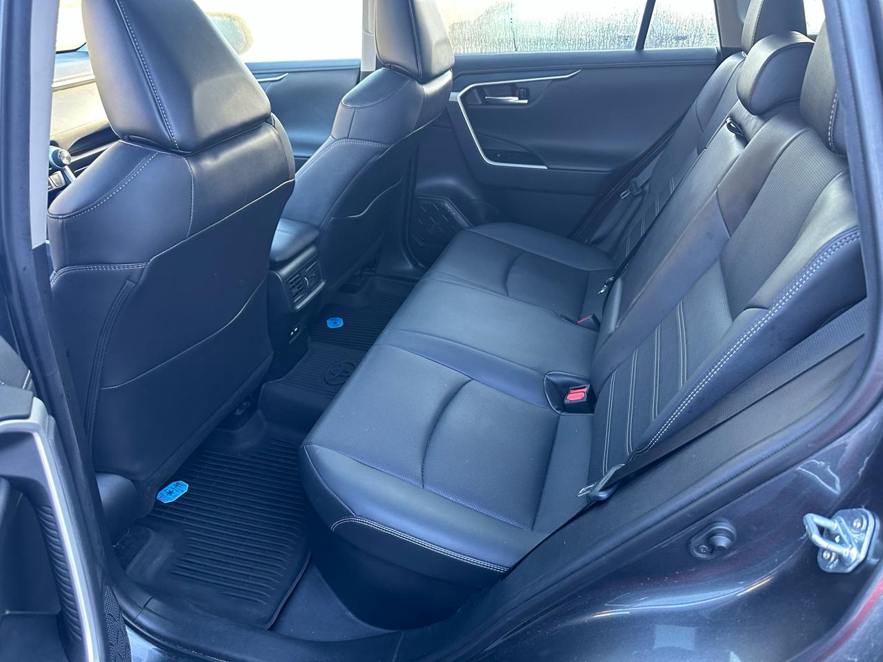 Toyota RAV4 Hybrid Limited AWD (Natl) 2021