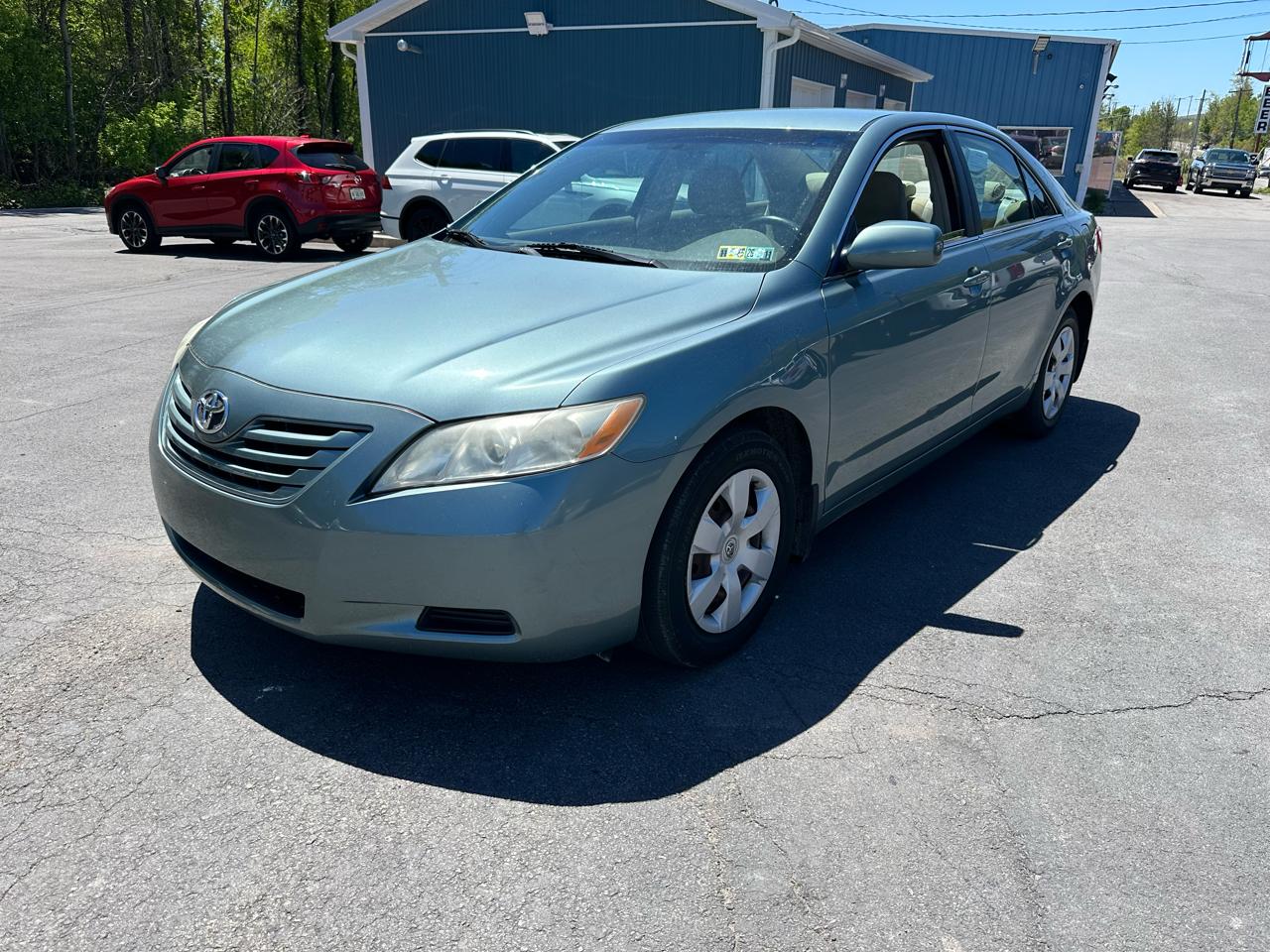 Toyota Camry 4dr Sdn I4 Man (Natl) 2009