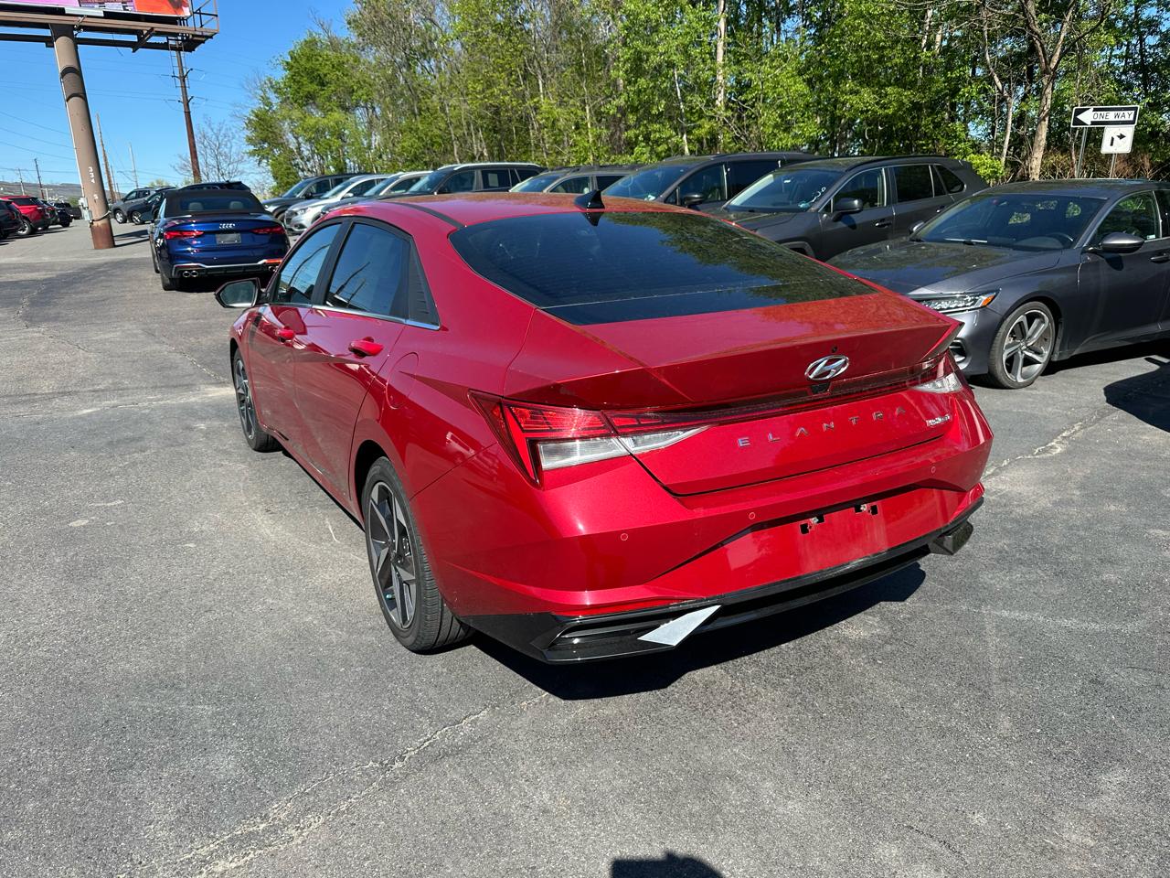 Hyundai Elantra Limited IVT 2023