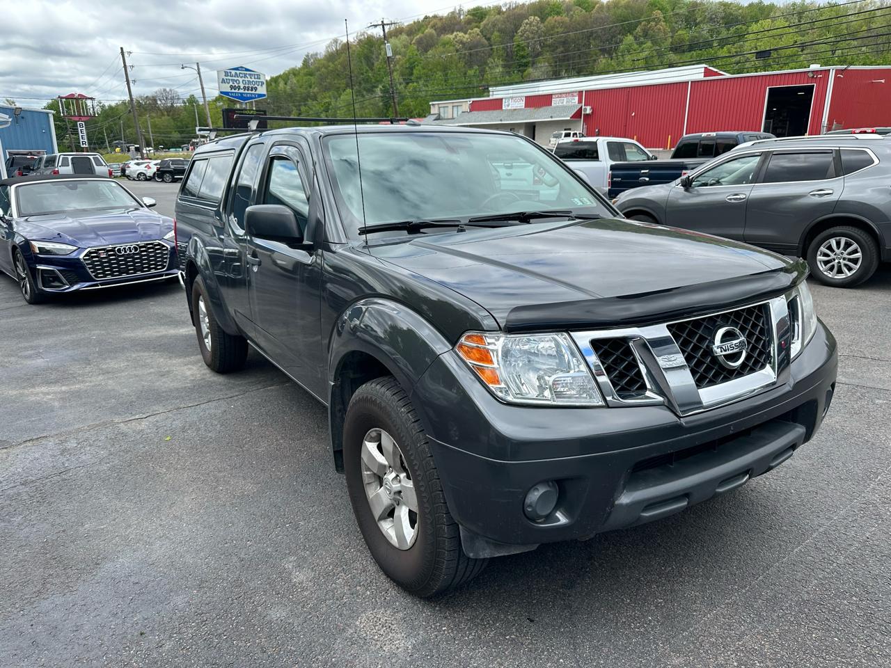 Nissan Frontier 4WD King Cab Auto SV 2012