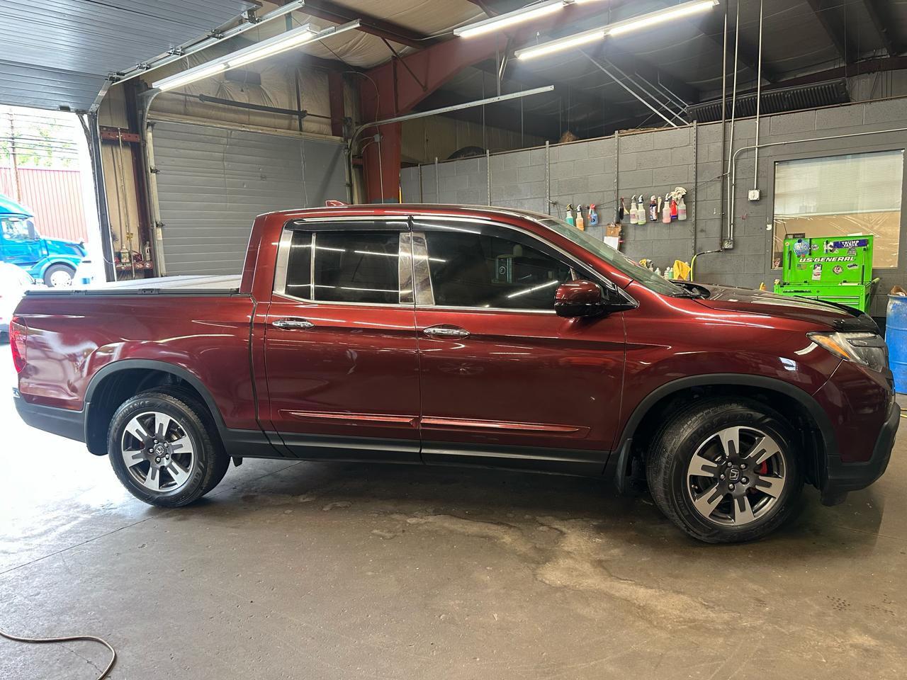 Honda Ridgeline RTL-E 4x4 Crew Cab 5.3' Bed 2017