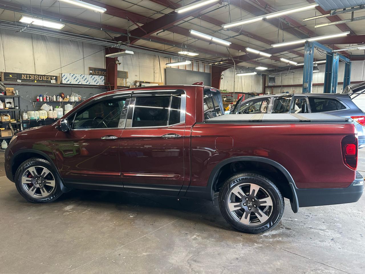 Honda Ridgeline RTL-E 4x4 Crew Cab 5.3' Bed 2017