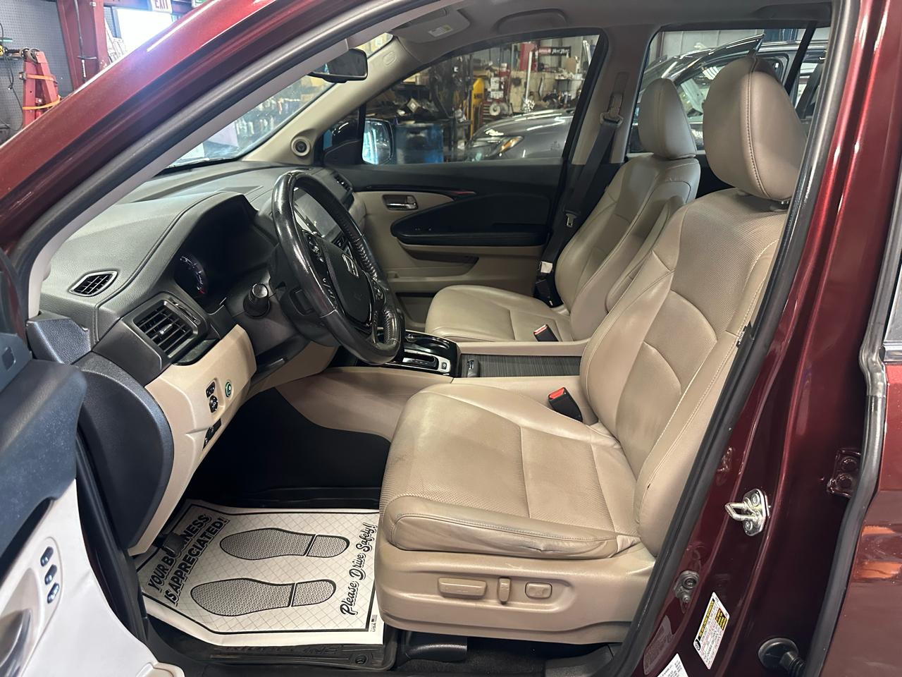 Honda Ridgeline RTL-E 4x4 Crew Cab 5.3' Bed 2017