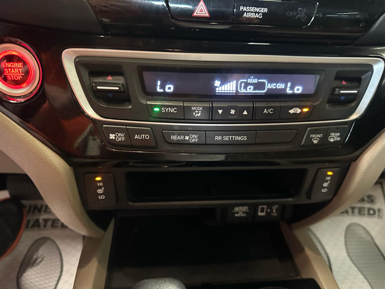 Honda Ridgeline RTL-E 4x4 Crew Cab 5.3' Bed 2017