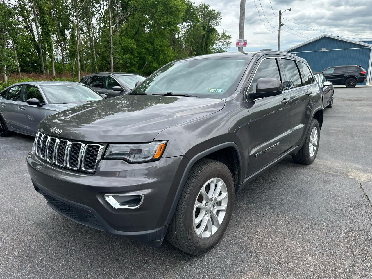 2021 Jeep Grand Cherokee Laredo X 4x4