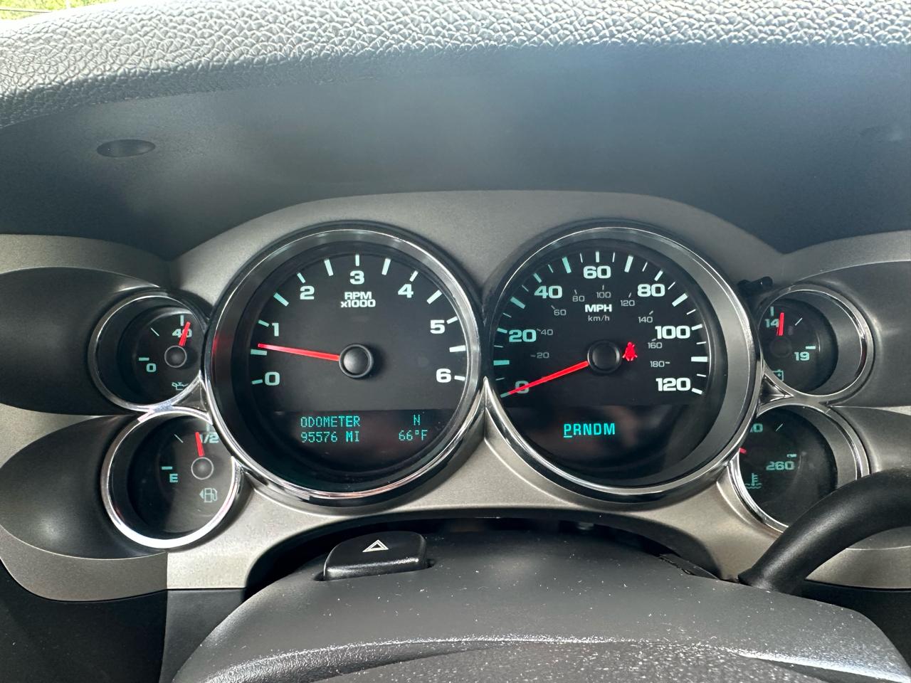 Chevrolet Silverado 1500 4WD Ext Cab 143.5" LT 2011