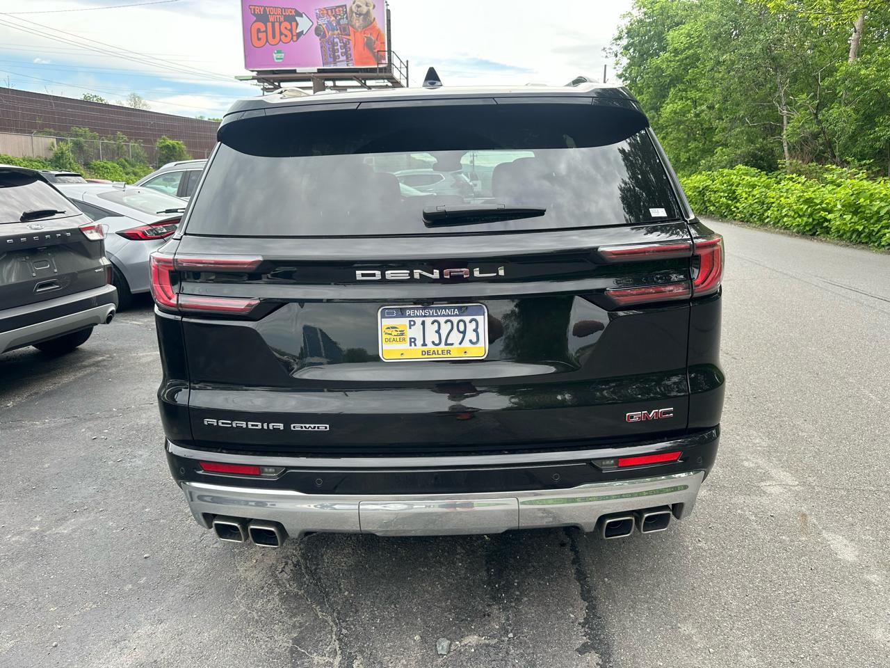 GMC Acadia AWD 4dr Denali 2024
