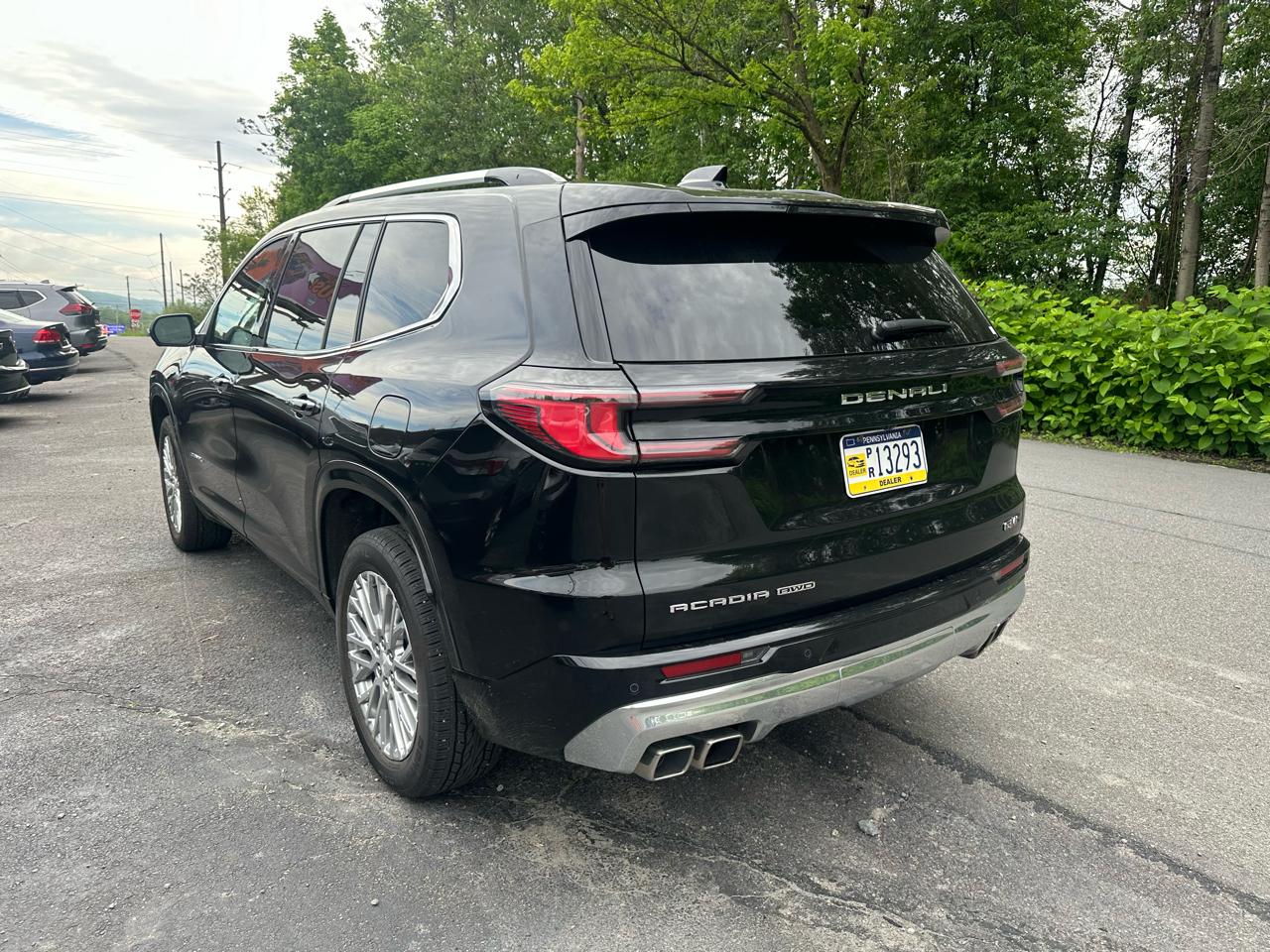 GMC Acadia AWD 4dr Denali 2024