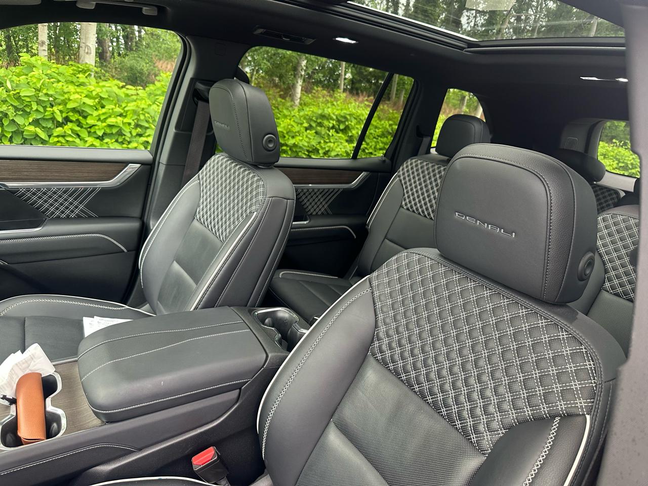 GMC Acadia AWD 4dr Denali 2024