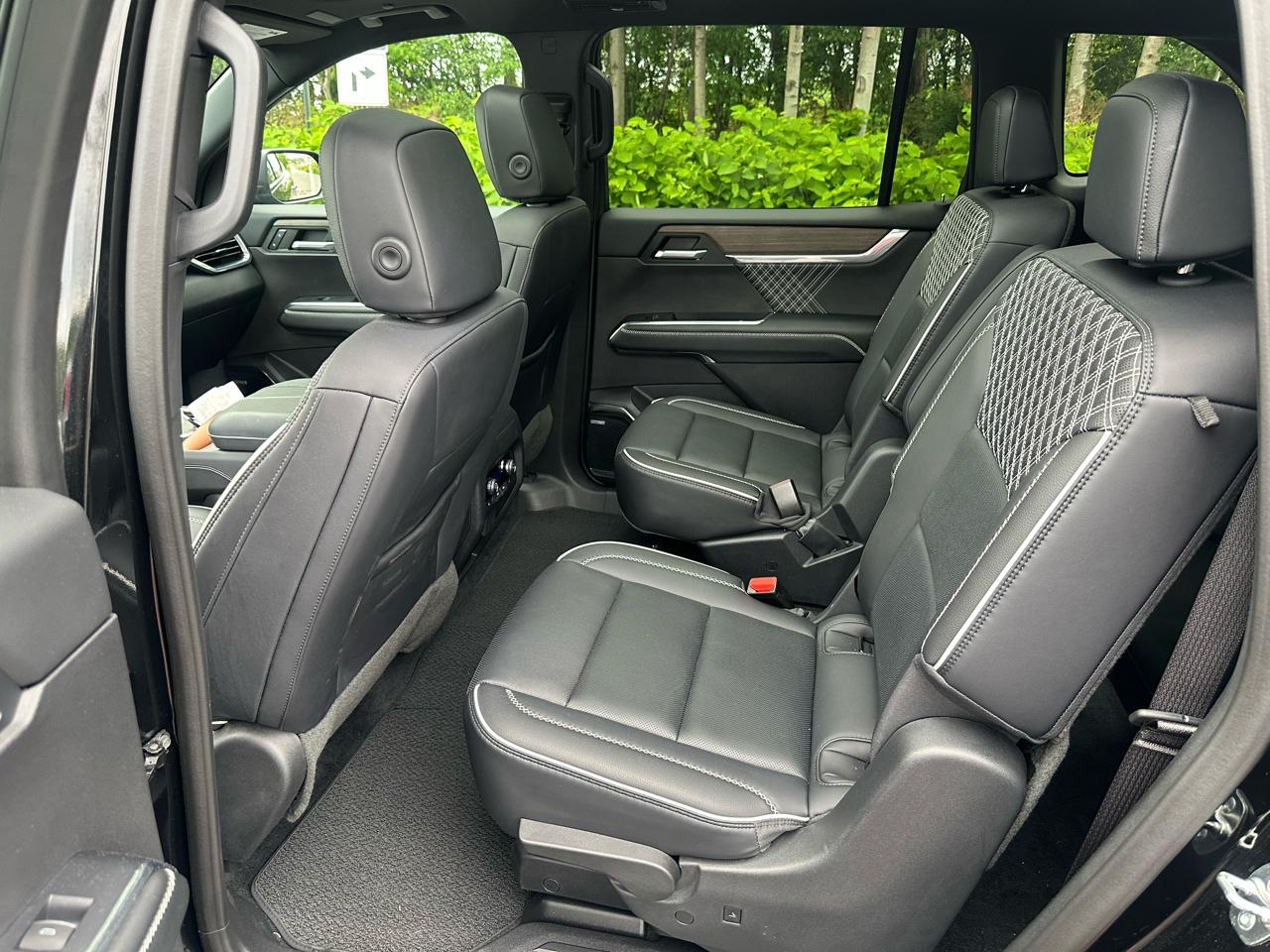 GMC Acadia AWD 4dr Denali 2024