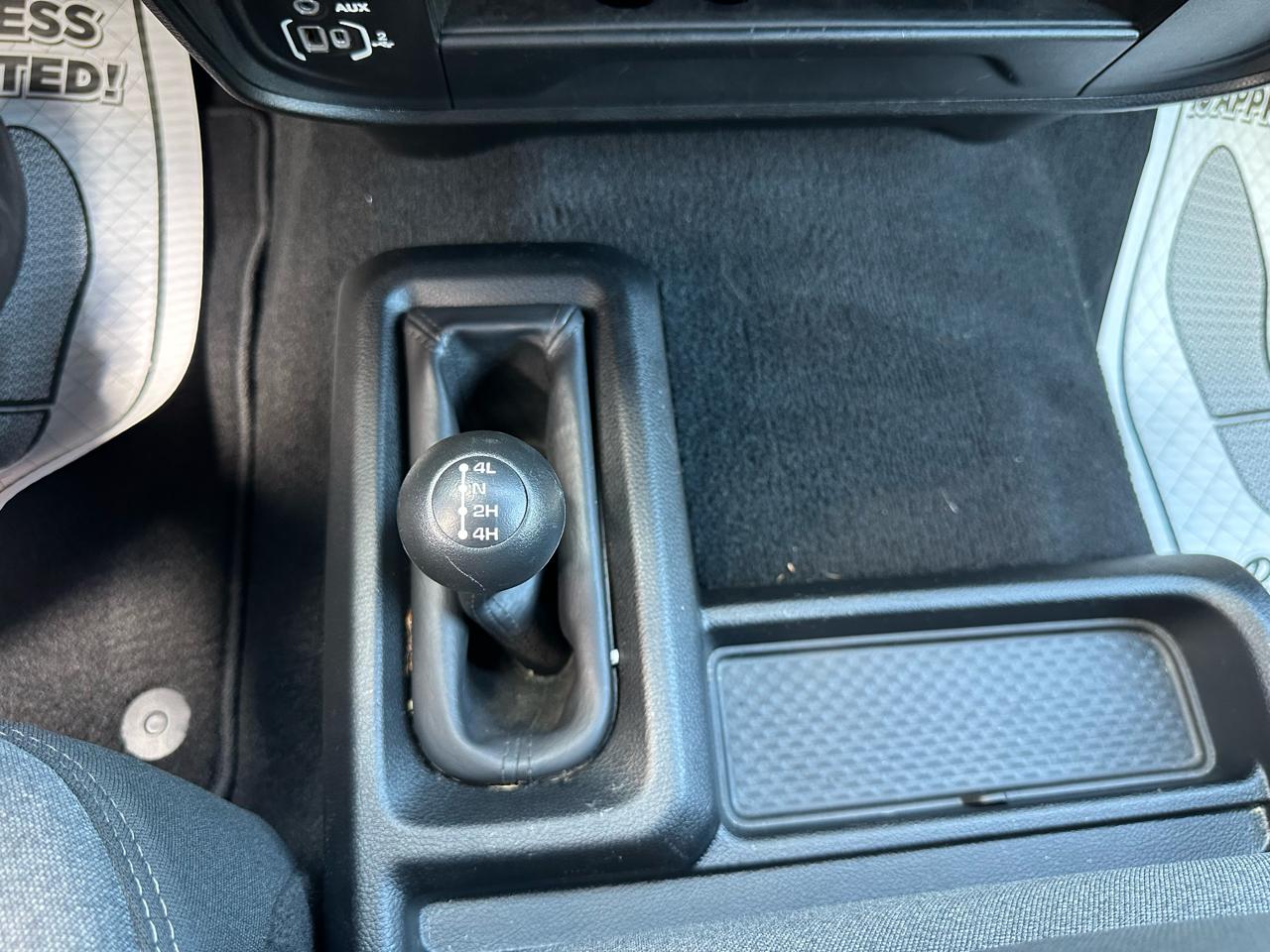 RAM 2500 Tradesman 4x4 Crew Cab 8' Box 2024