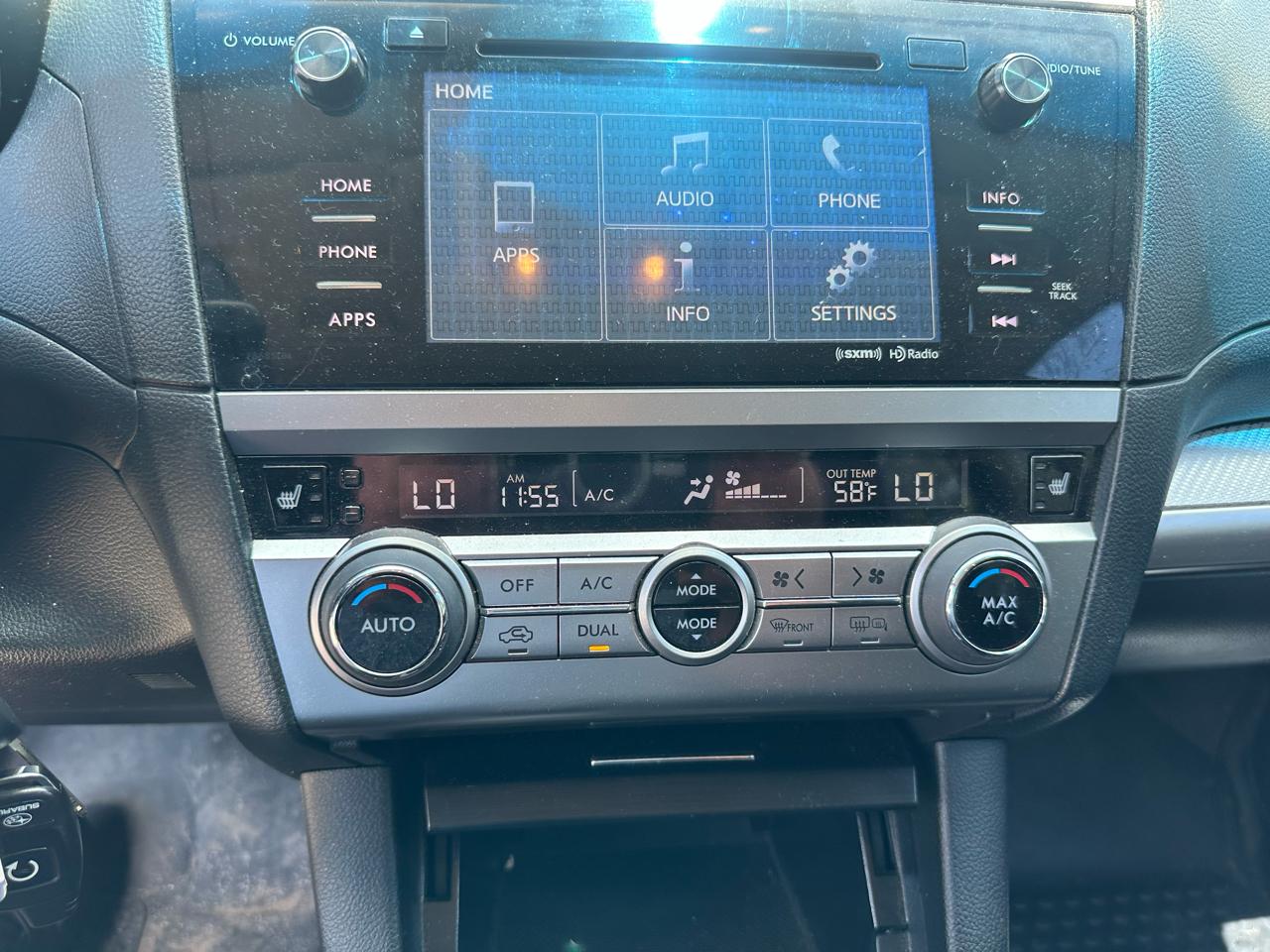 Subaru Legacy 4dr Sdn 2.5i Premium PZEV 2016