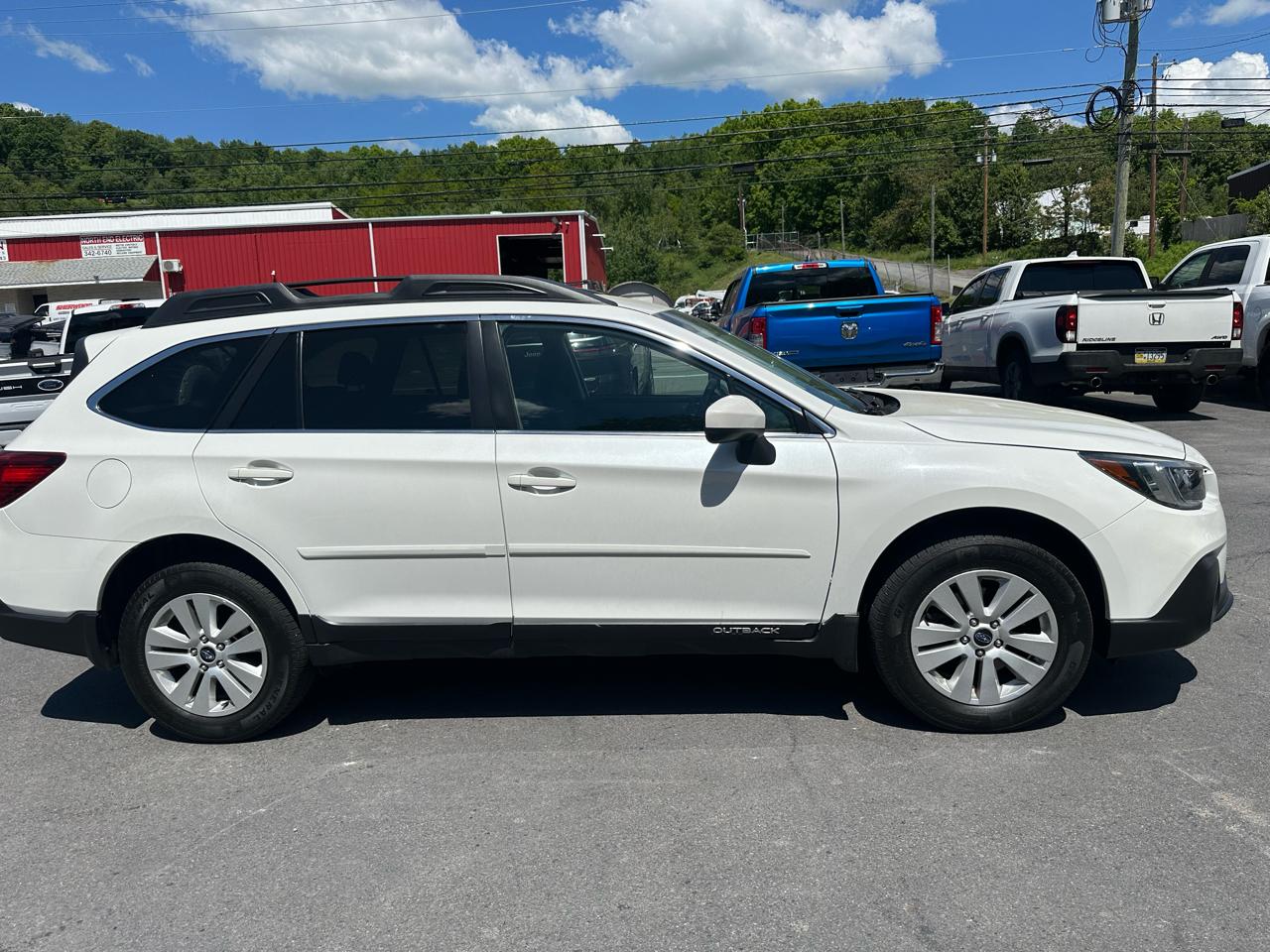 Subaru Outback 2.5i Premium 2019