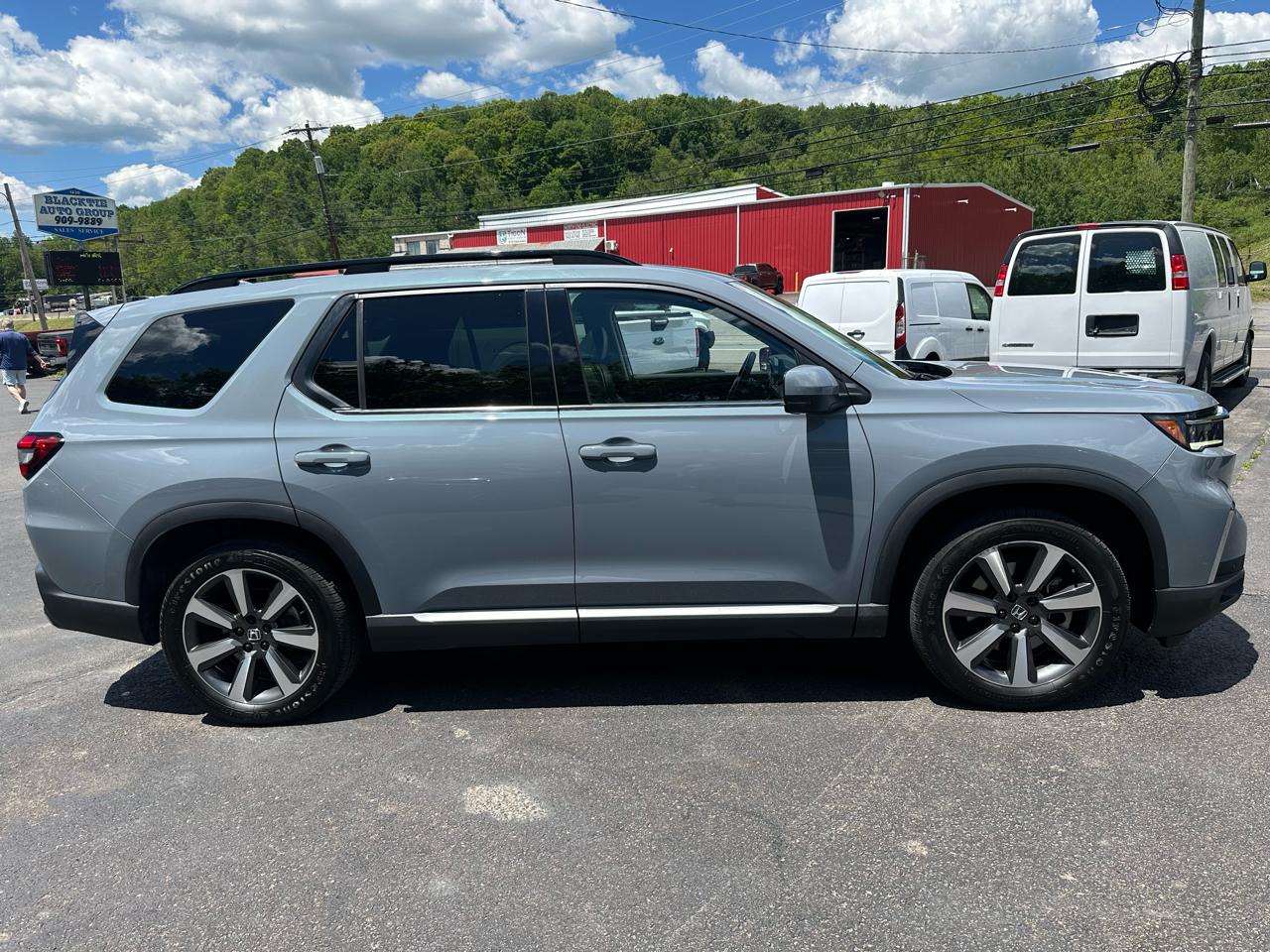 Honda Pilot Touring AWD 2023