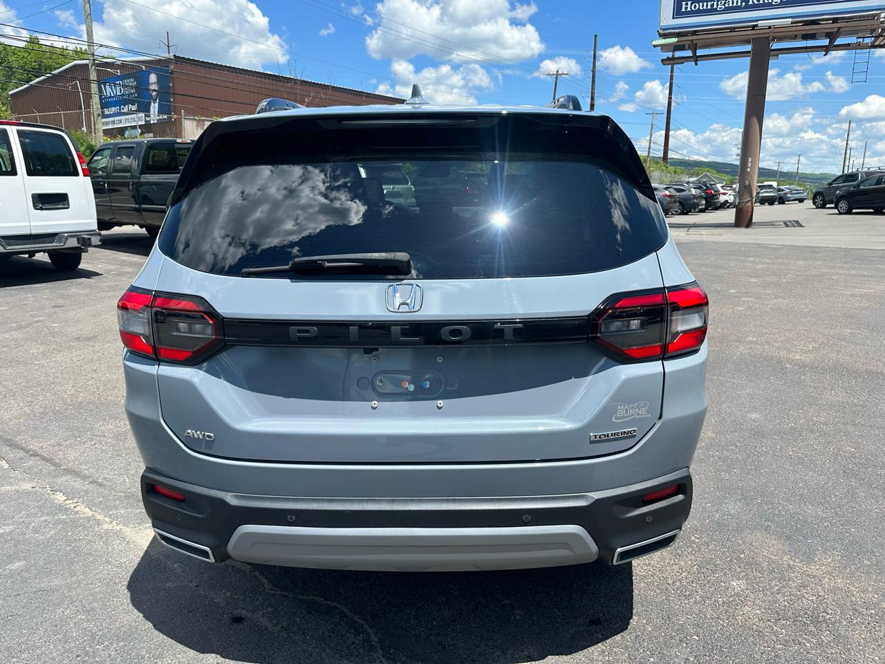 Honda Pilot Touring AWD 2023