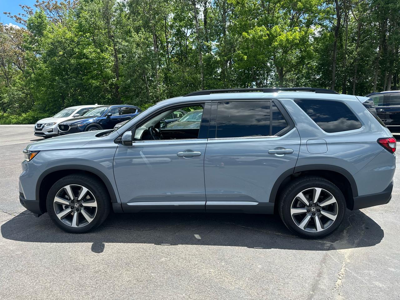 Honda Pilot Touring AWD 2023
