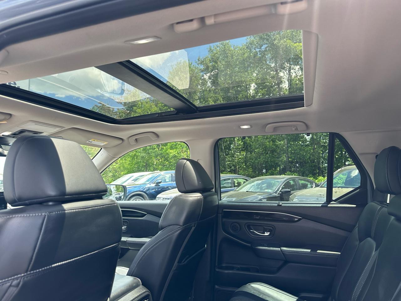 Honda Pilot Touring AWD 2023