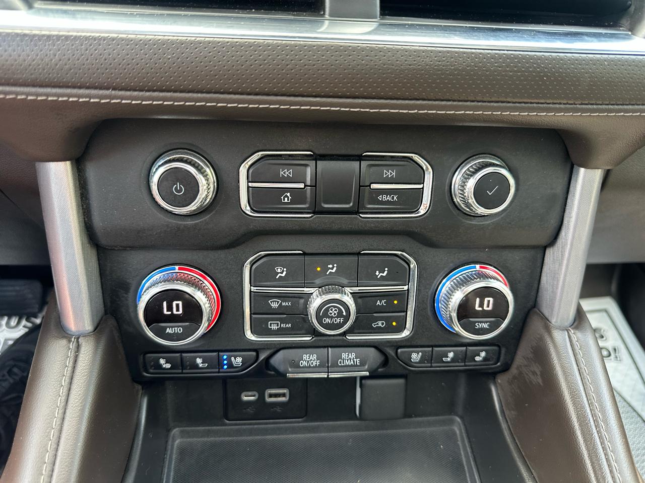 GMC Yukon XL 4WD 4dr SLT 2022