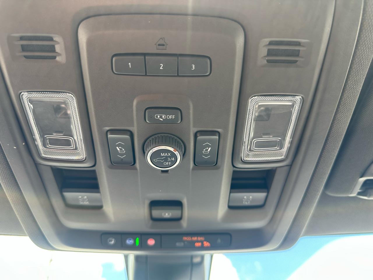 GMC Yukon XL 4WD 4dr SLT 2022