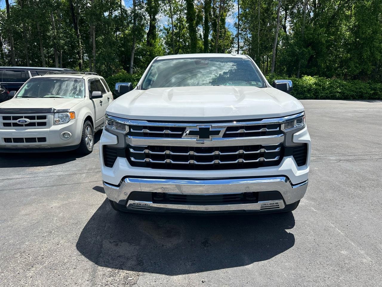 Chevrolet Silverado 1500 4WD Crew Cab 147" LTZ 2022