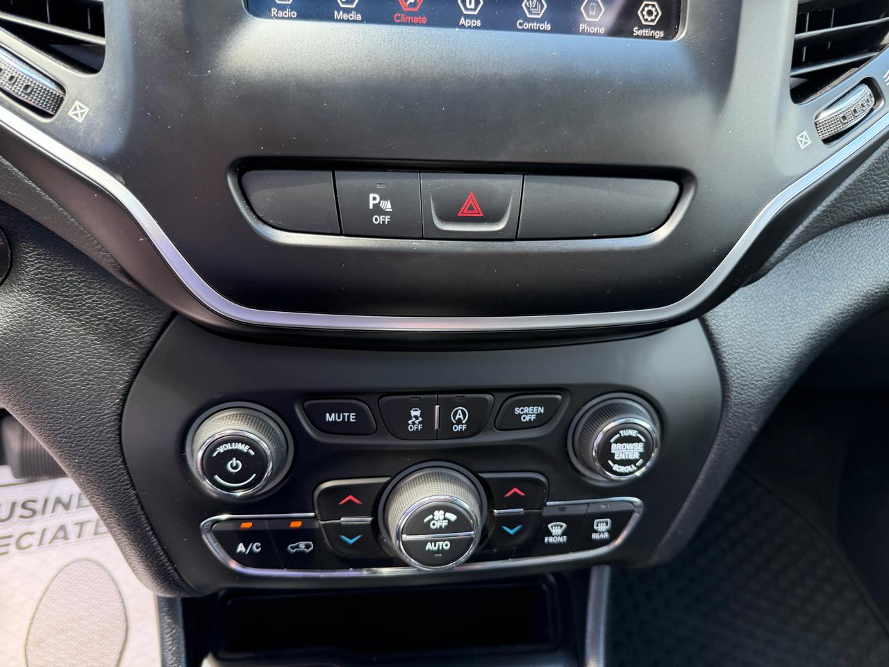 Jeep Cherokee Latitude Plus 4x4 2019
