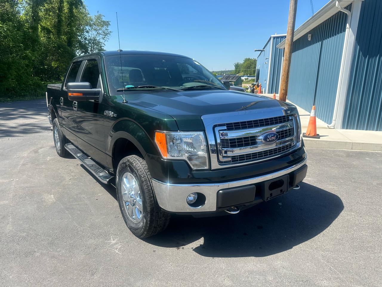 Ford F-150 4WD SuperCrew 145" XLT 2014