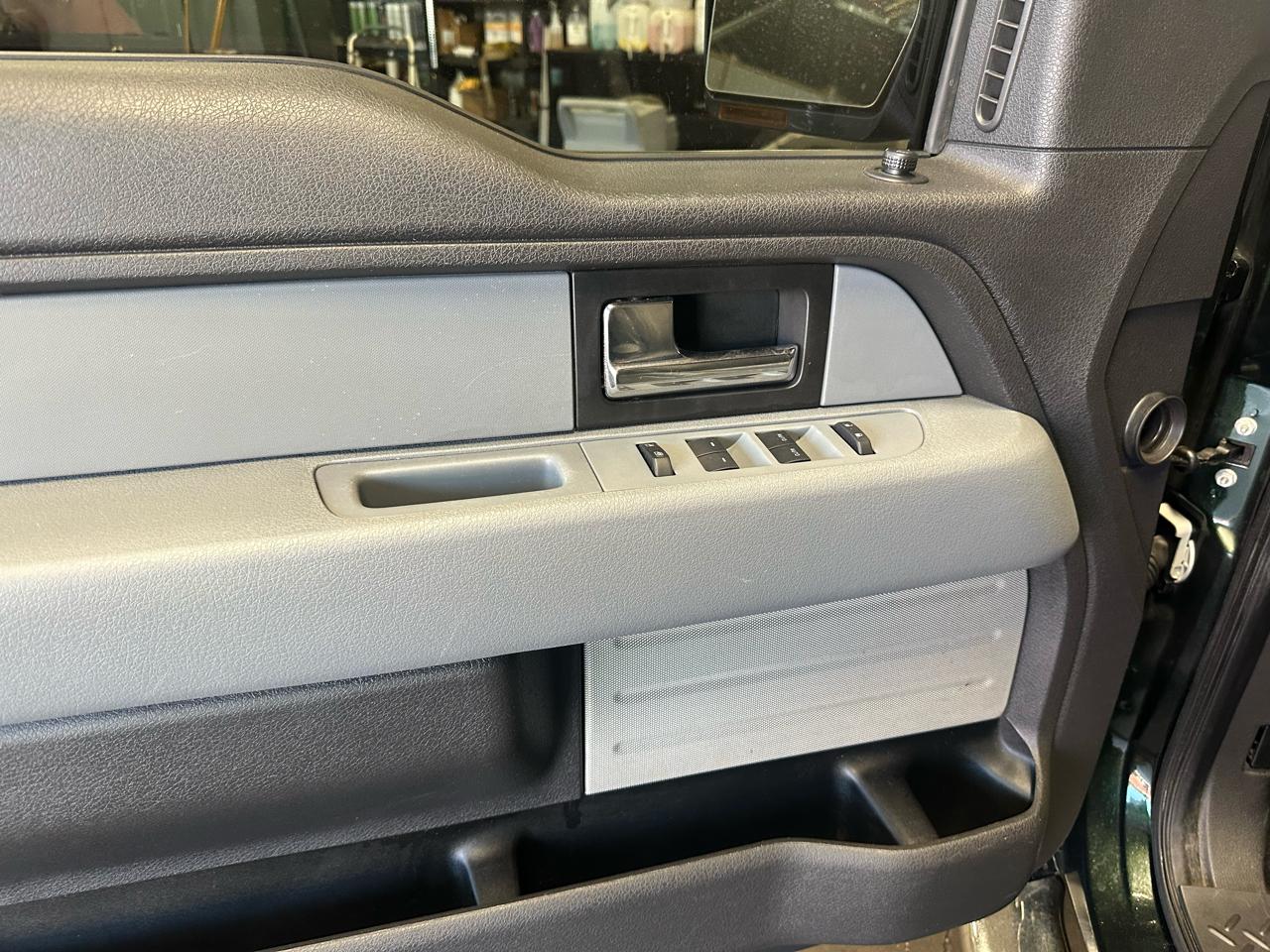 Ford F-150 4WD SuperCrew 145" XLT 2014