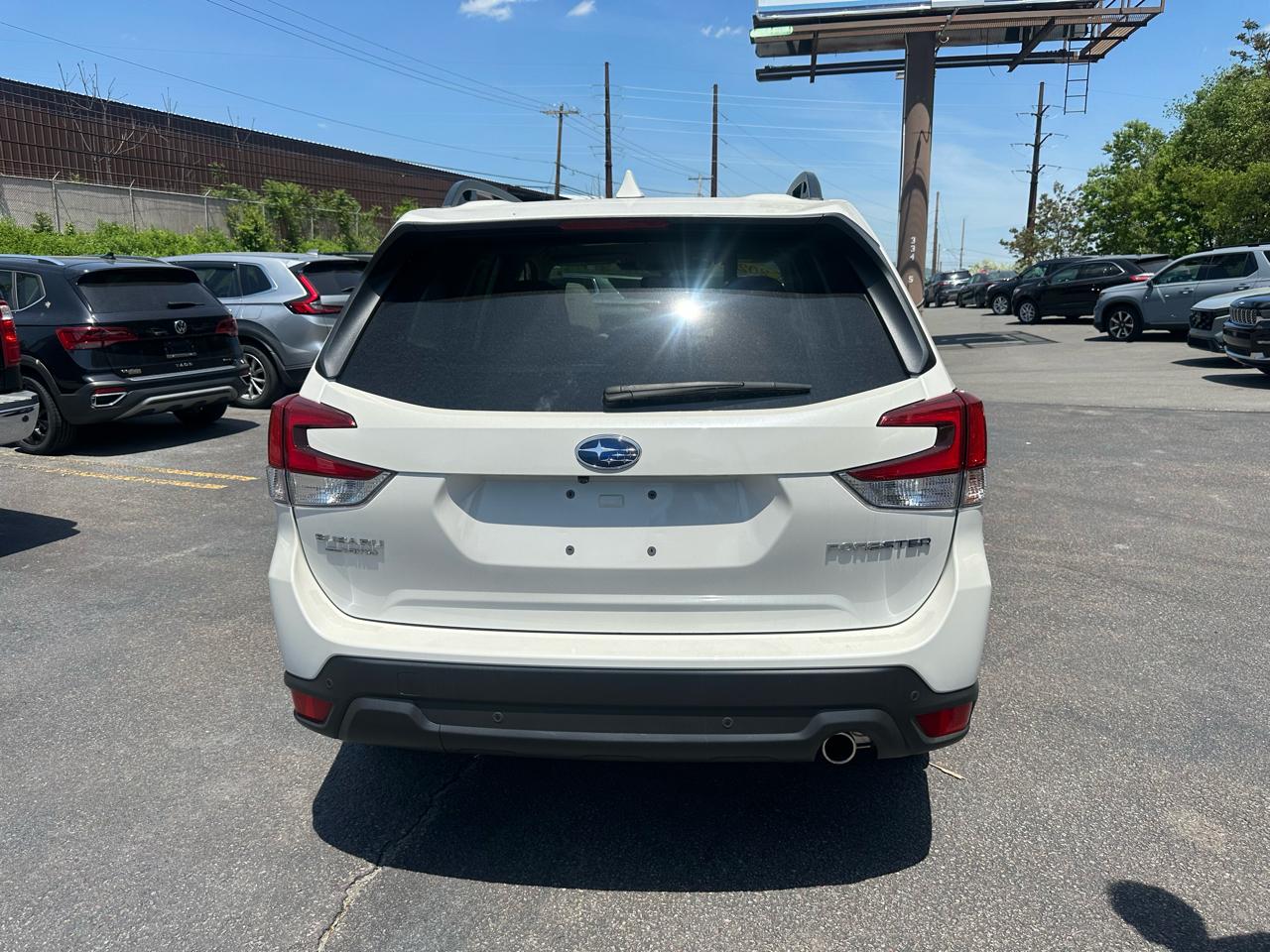 Subaru Forester Limited CVT 2023