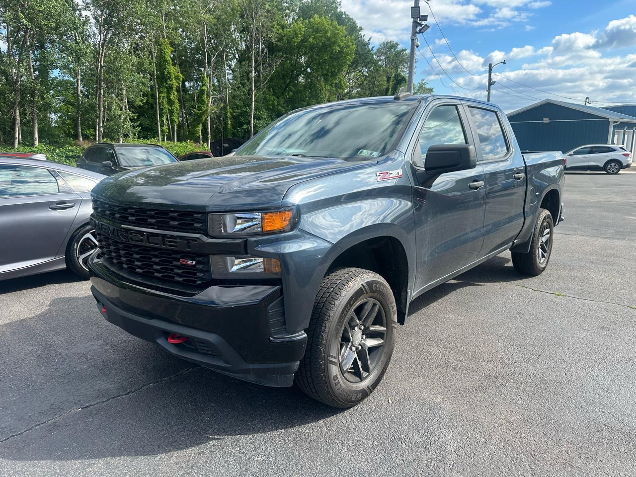 Chevrolet Silverado 1500 4WD Crew Cab 147" Custom Trail Boss 2019