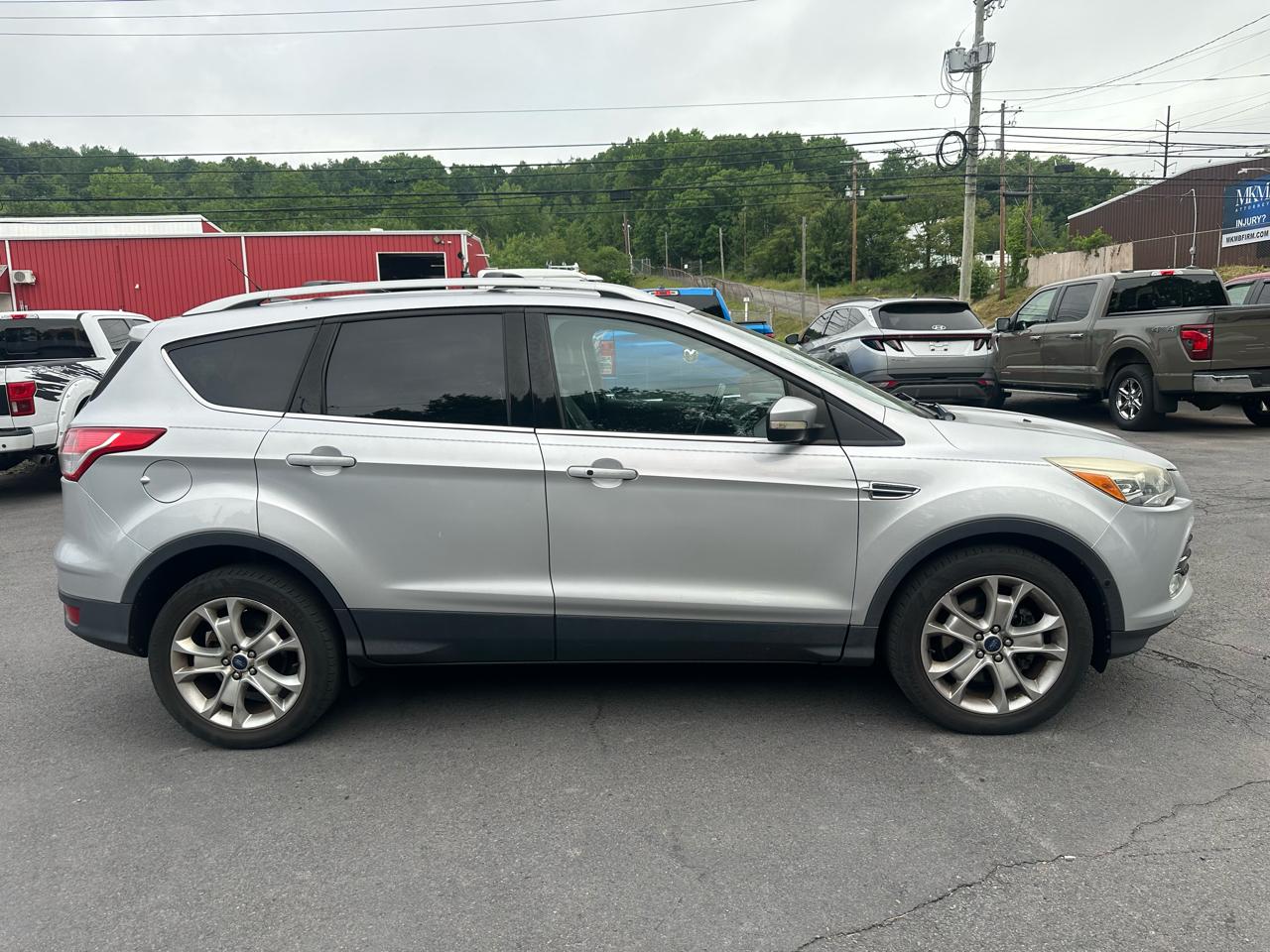 Ford Escape 4WD 4dr Titanium 2016