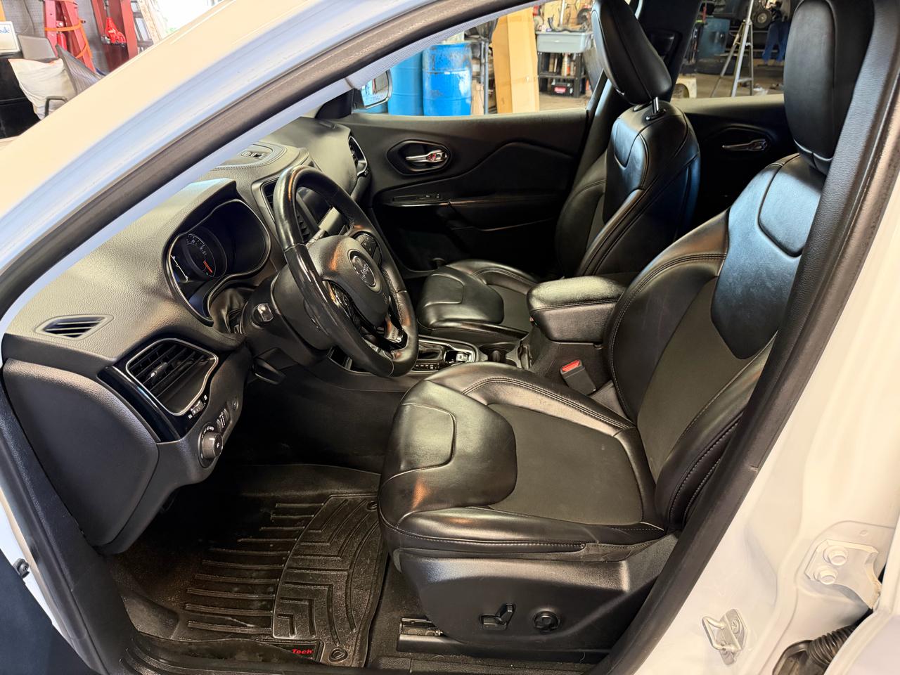 Jeep Cherokee Altitude 4x4 2019