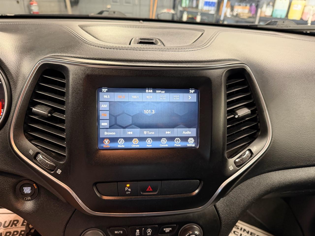 Jeep Cherokee Altitude 4x4 2019