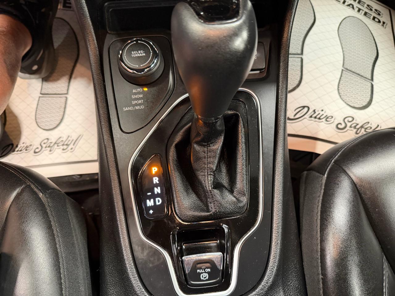 Jeep Cherokee Altitude 4x4 2019