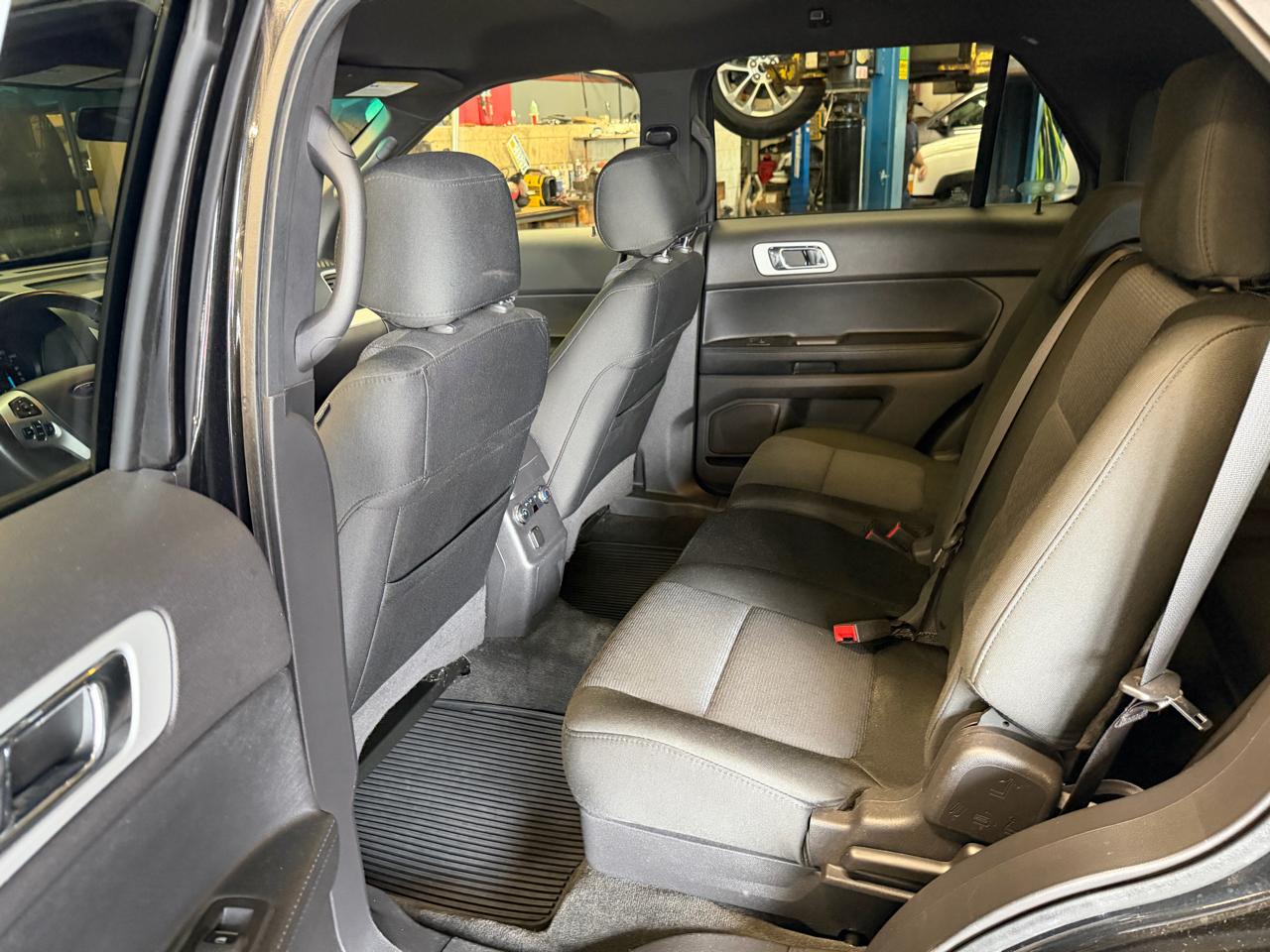 Ford Explorer 4WD 4dr XLT 2015