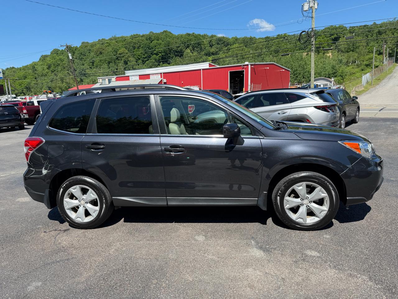 Subaru Forester 4dr CVT 2.5i Limited PZEV 2016