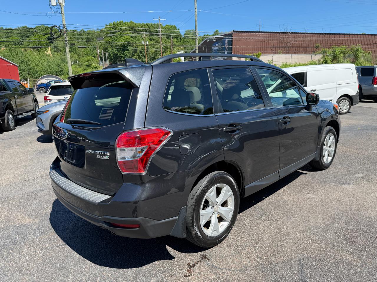 Subaru Forester 4dr CVT 2.5i Limited PZEV 2016