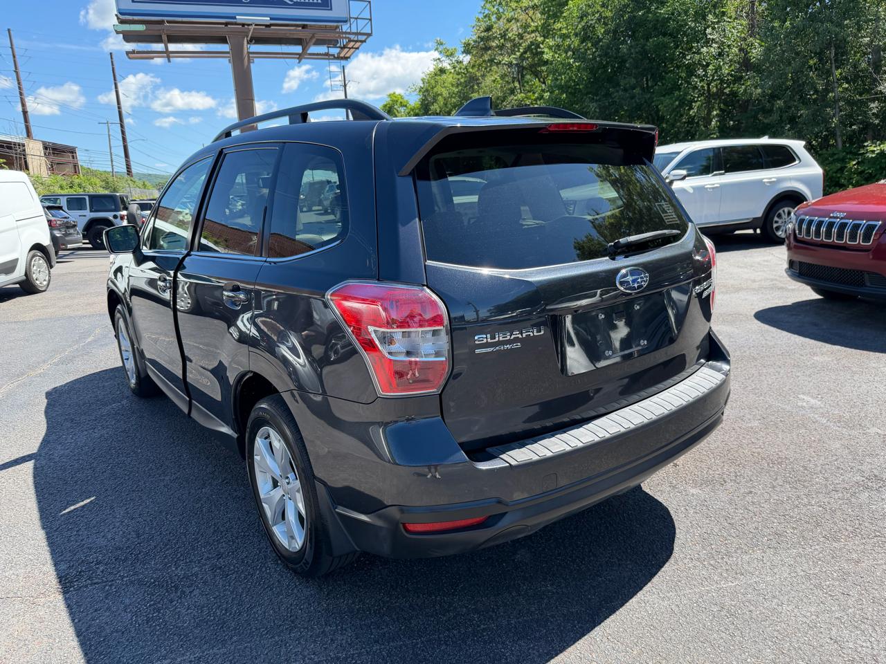 Subaru Forester 4dr CVT 2.5i Limited PZEV 2016