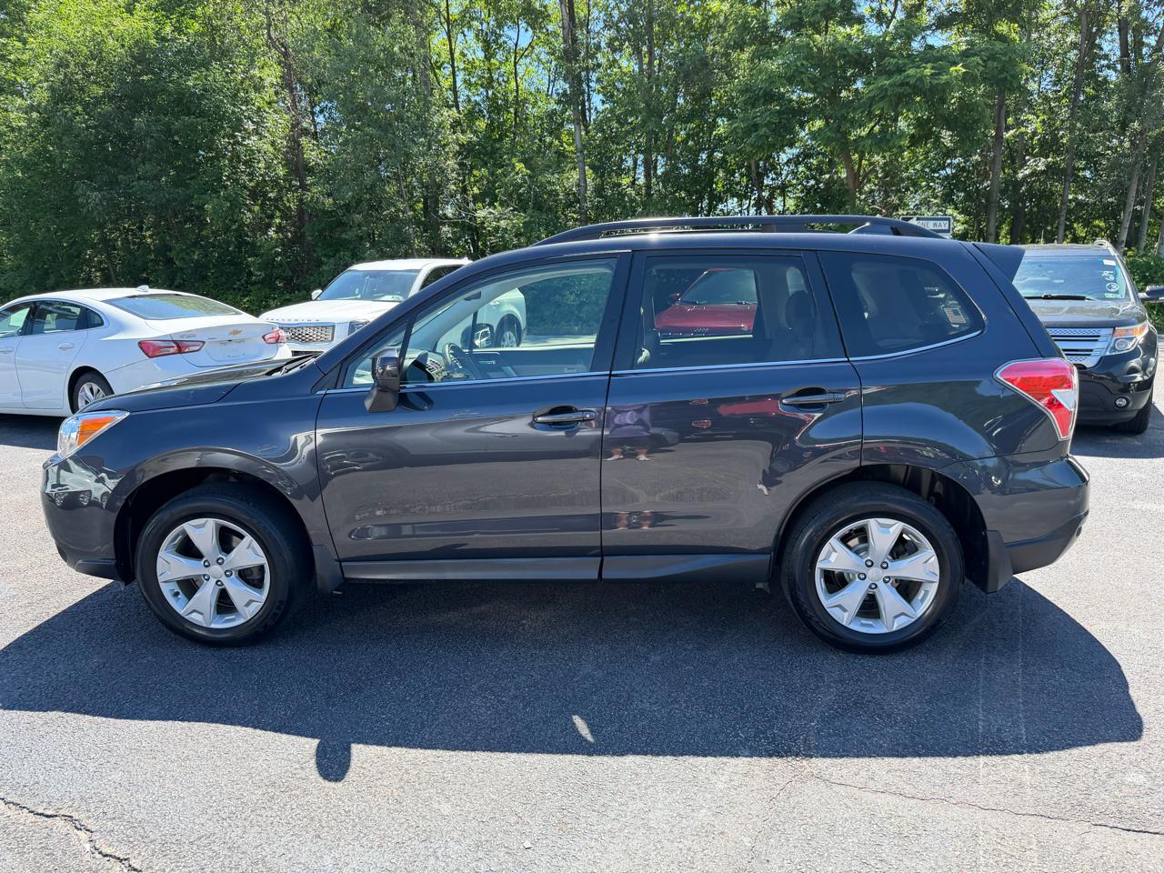 Subaru Forester 4dr CVT 2.5i Limited PZEV 2016